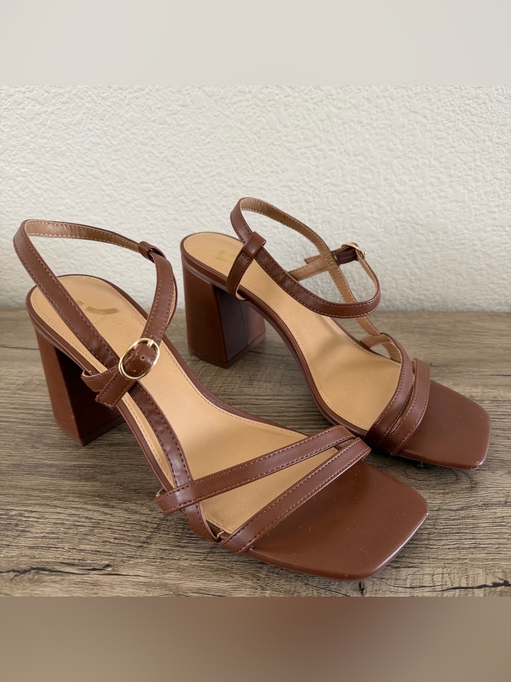 Brown Faux Leather Strappy Ankle Strap Block Heel Squared Toe Shoes Women's 10 M